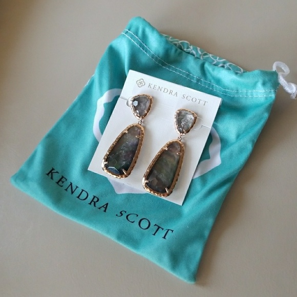 Kendra Scott Jewelry - Kendra Scott Rose Gold Daria Earrings NWT